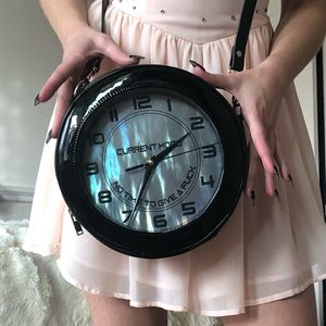 Current mood wasted hours clock purse
